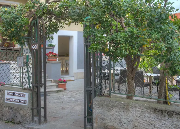 بيت ضيافة Rione San Carlo
