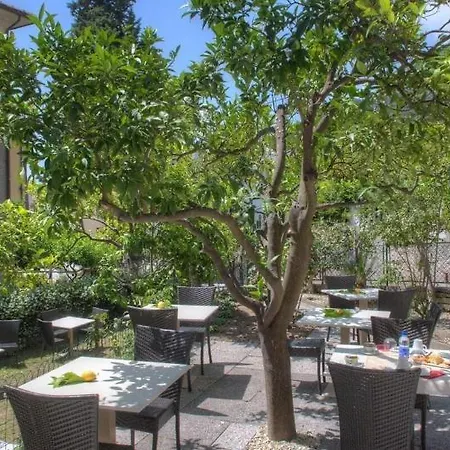 Rione San Carlo 4* 피날레리구레