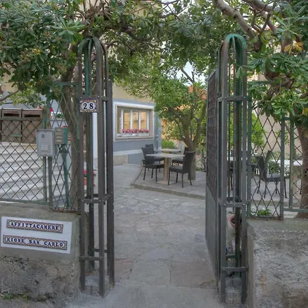 Rione San Carlo Guest house Finale Ligure