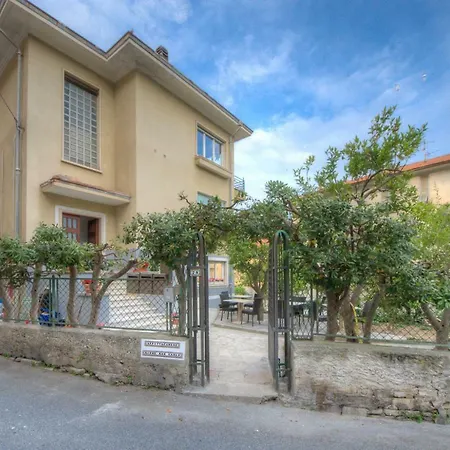 Guest house Rione San Carlo 3*