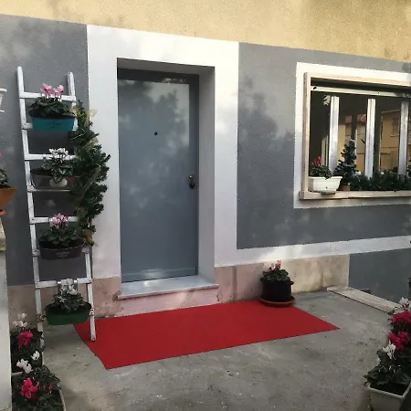 Rione San Carlo Πανσιόν Finale Ligure